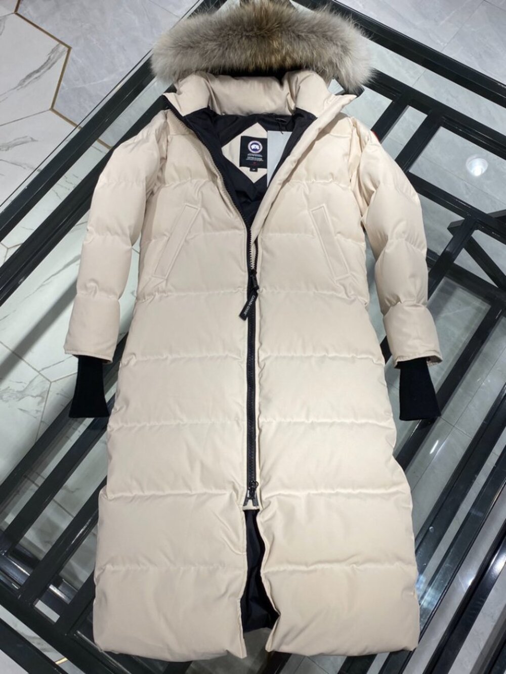 Women’s Long Hooded Parka Off White Fur Trim Down Coat - Picture 7 of 9